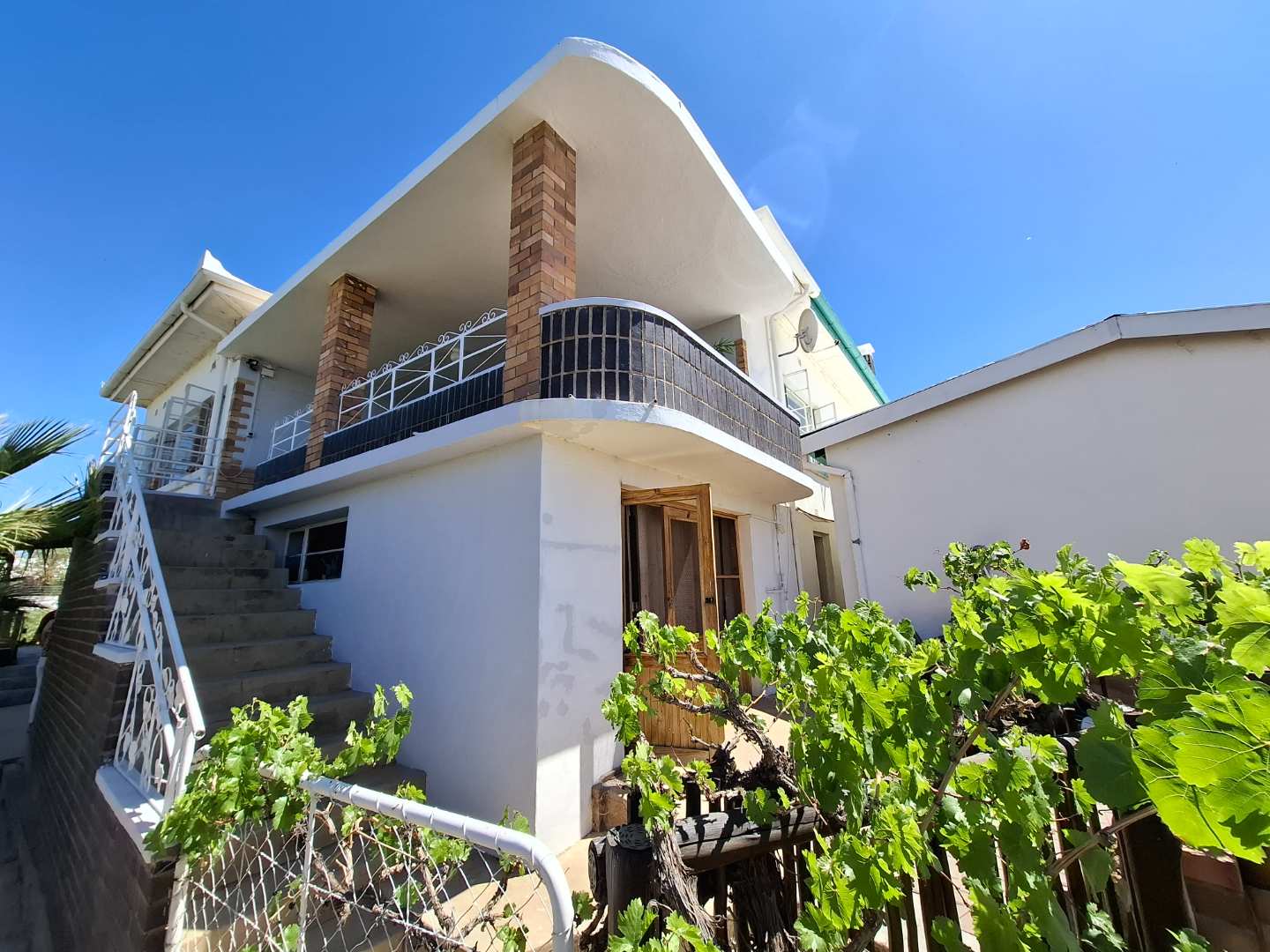 6 Bedroom Property for Sale in Keimoes Northern Cape